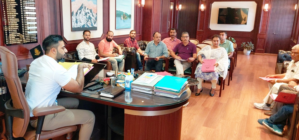 Deputy Commissioner reviewed the progress of Prime Minister Vishwakarma Yojana and National Bamboo Mission